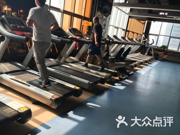 中健健身(和谐广场店)-跑步机图片-济南运动健身-大众