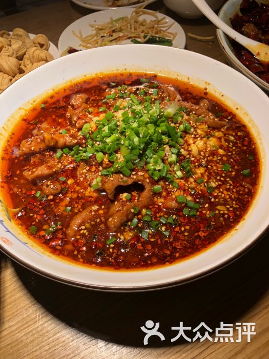 高粮雨辣椒厨房(郑东商业中心店)泼辣的泼辣牛柳图片 - 第2张