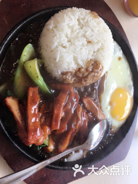 奥尔良黑椒鸡扒饭套餐