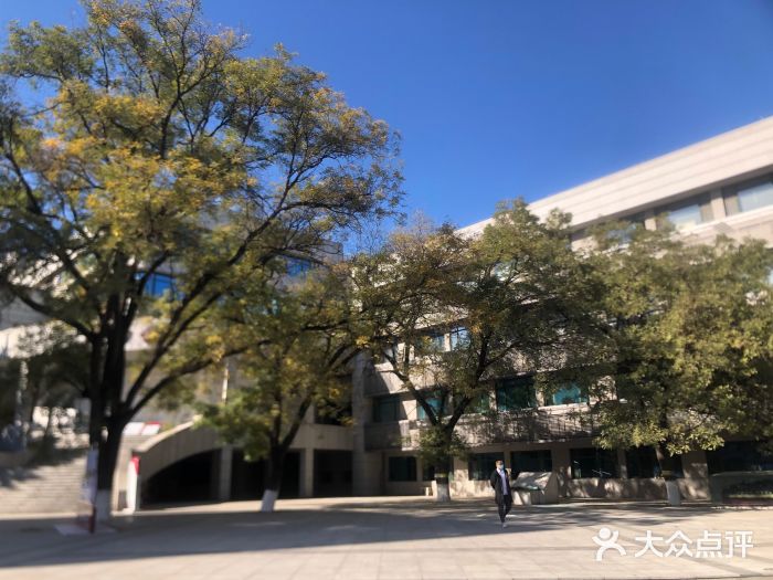 中国人民大学(中关村校区)图片