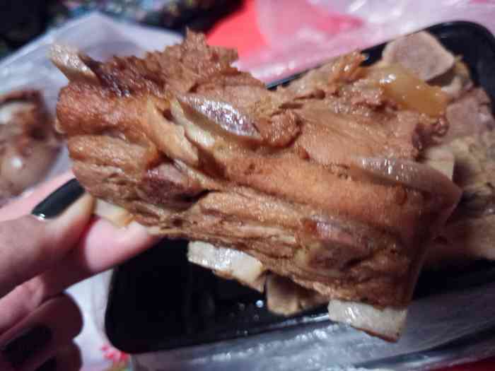 大壮酱骨头家常菜"贼次环境不好人品不好的人我估计做饭也不能.