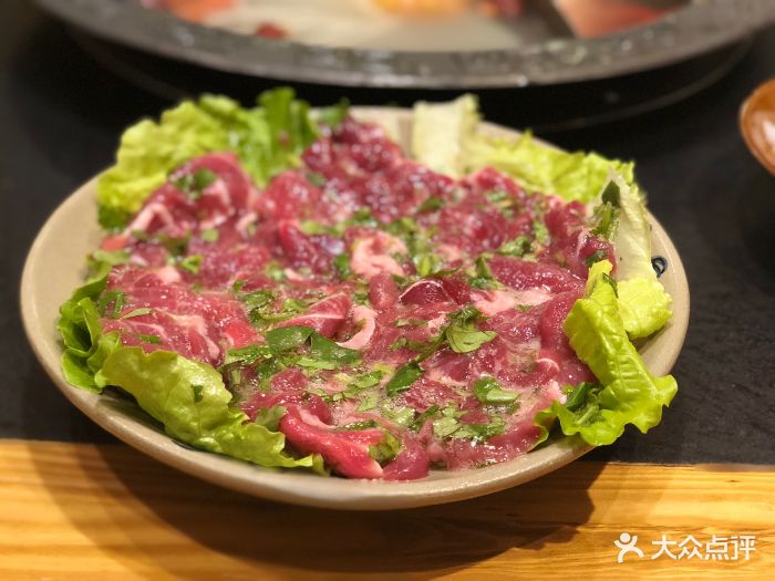 霸道火锅香菜牛肉片图片