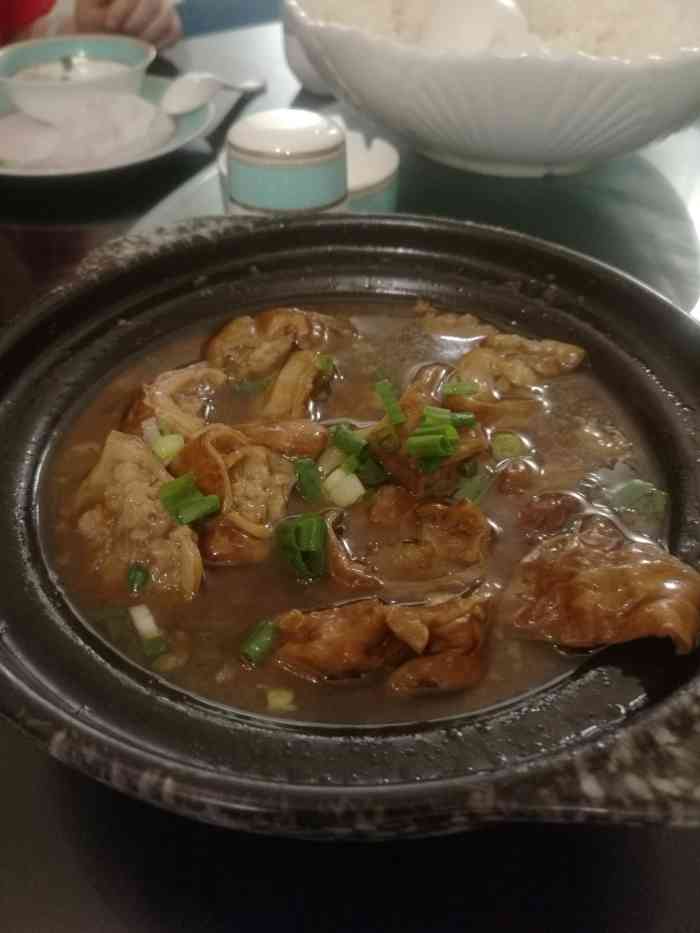王鸡肉上膳肴(原老灌县王鸡肉)-"传说中摆了二十多年
