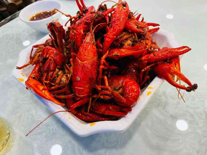 阿胖龙虾(罍街店)-"龙虾好吃,吃了八份,有机会去时,还会去吃.