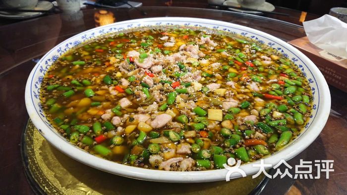 杨记隆府(北滨路店)霸王兔图片 第3张