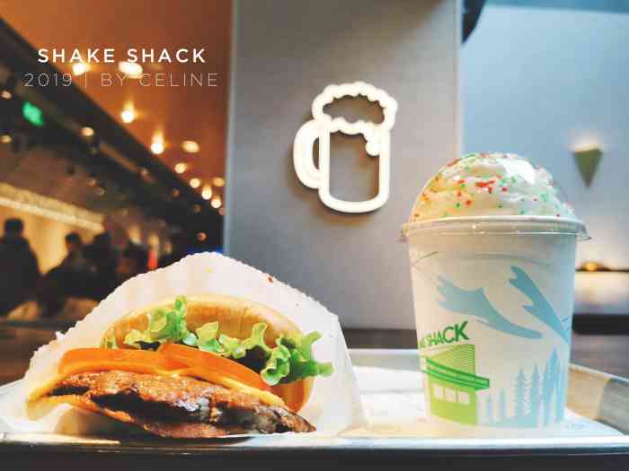 shake shack(上海新天地店)-"女儿要吃汉堡薯条,所以搜了酒店周边.点.