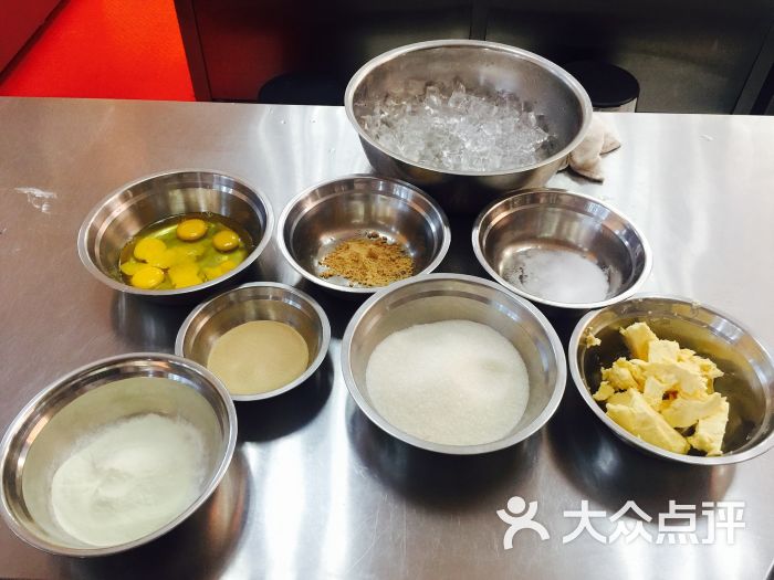 上海飞航国际西点西餐(烘焙蛋糕咖啡厨师)培训