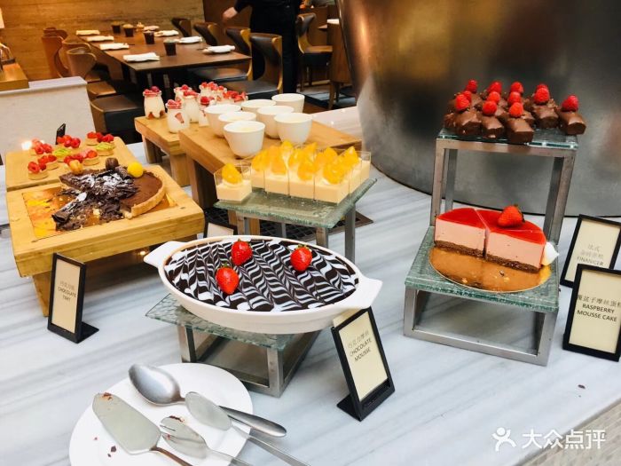 昆仑大酒店·连天阁自助餐厅