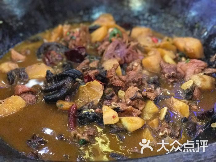 铁锅炖大公鸡