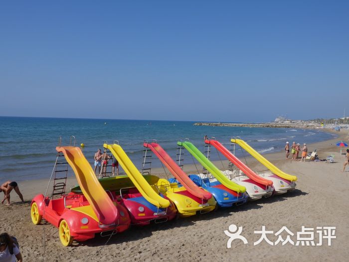 海边滑梯