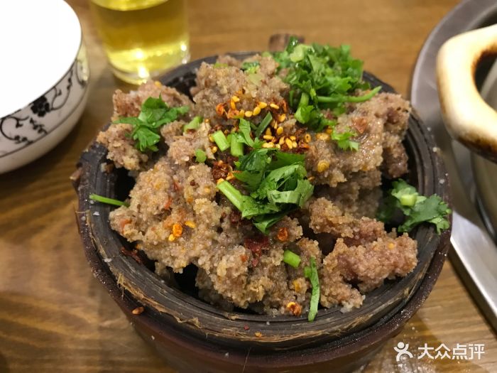 乐山易姐跷脚牛肉粉蒸牛肉图片