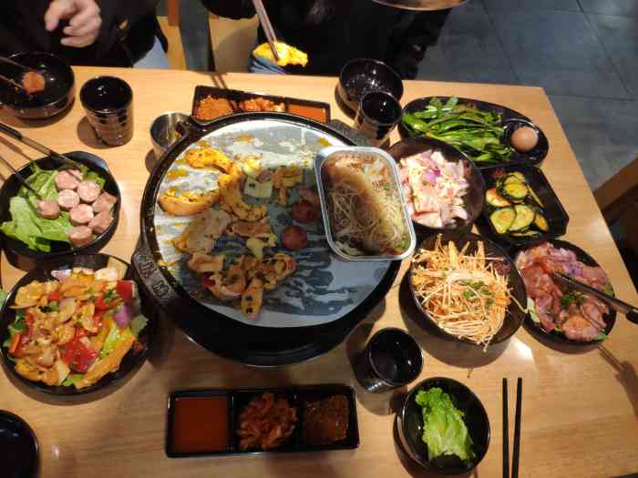 柒酒烤肉(林科大店)-"和男朋友两个人团购了88块钱的套餐!三.
