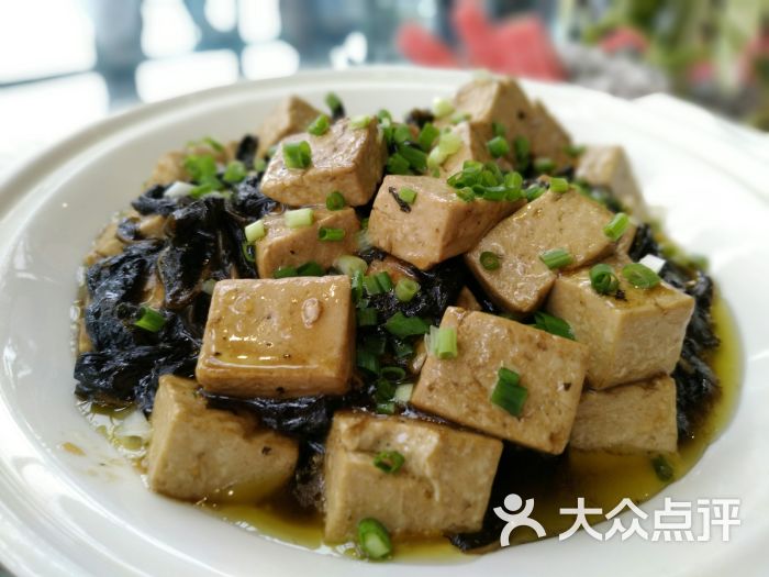 芝麻叶煨豆腐