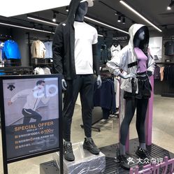 descente杭州大厦店