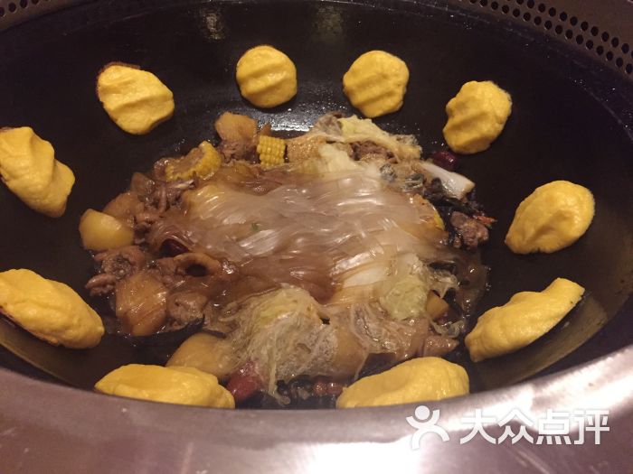 正宗柴火铁锅炖
