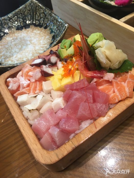 salmon&tuna 杉木日本料理九色海鲜饭图片 第300张