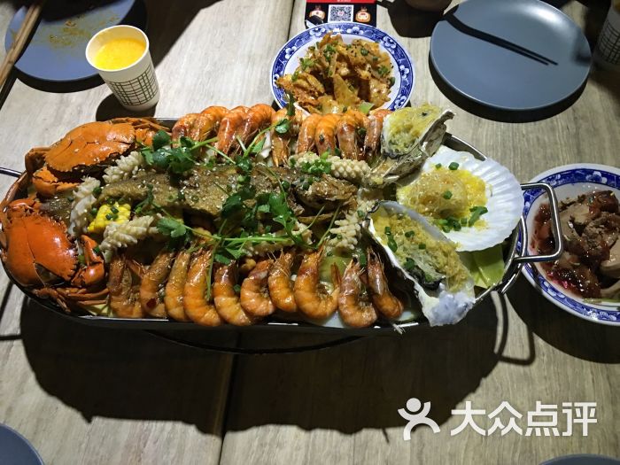 故事里海鲜大餐图片 - 第1张