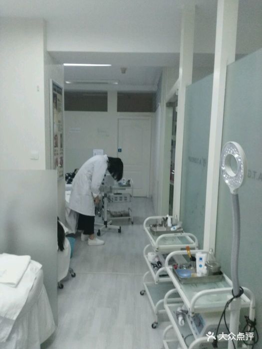 安汀小学肌肤健康管理(四川北路店)三亚鲁迅国际图片