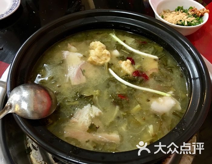 镇雄酸汤猪脚(幸福店)图片 - 第1张