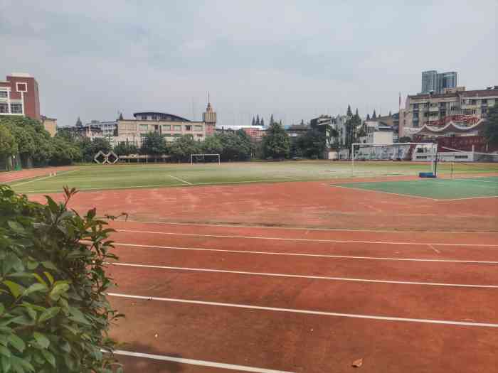 安徽师范大学附属中学-"安徽师范大学附属中学坐落在.