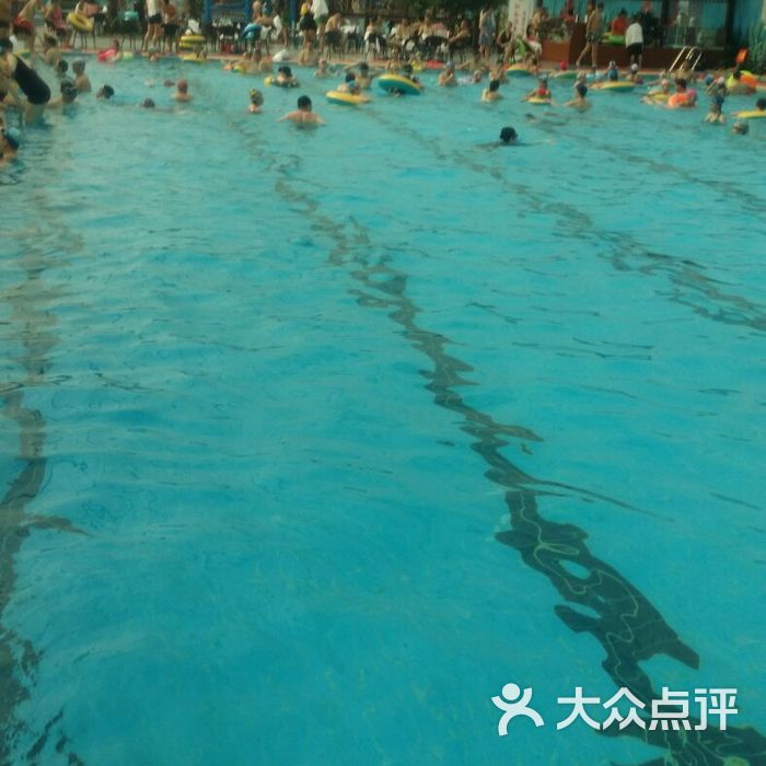 红谷温泉