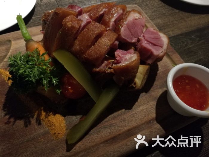1928音乐餐厅bar(江南西店)香烤脆皮德国咸猪手图片 - 第1张