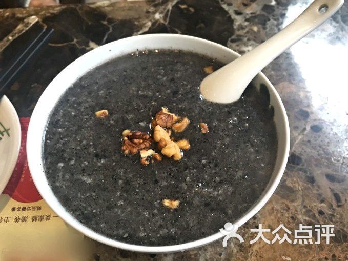 黑芝麻核桃粥