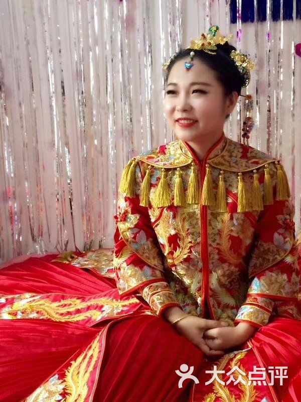 vicky新娘化妆新娘跟妆婚纱礼服工作室图片 - 第3张