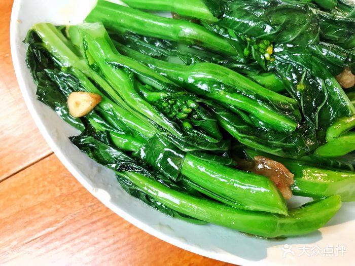 洋老土顺德粤菜生炒广东菜心图片