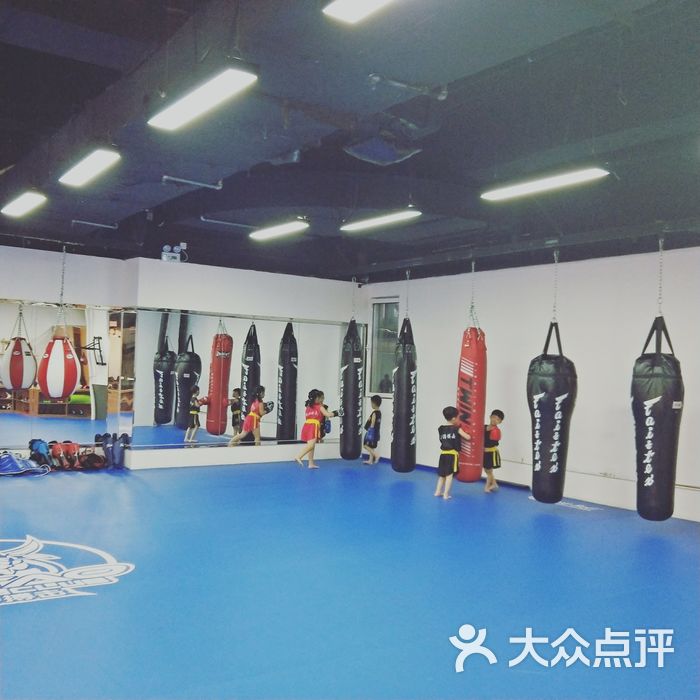 巨涛搏击俱乐部