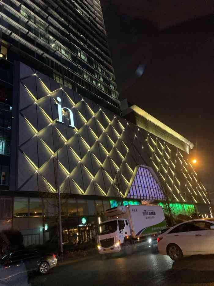 成都银泰中心in99