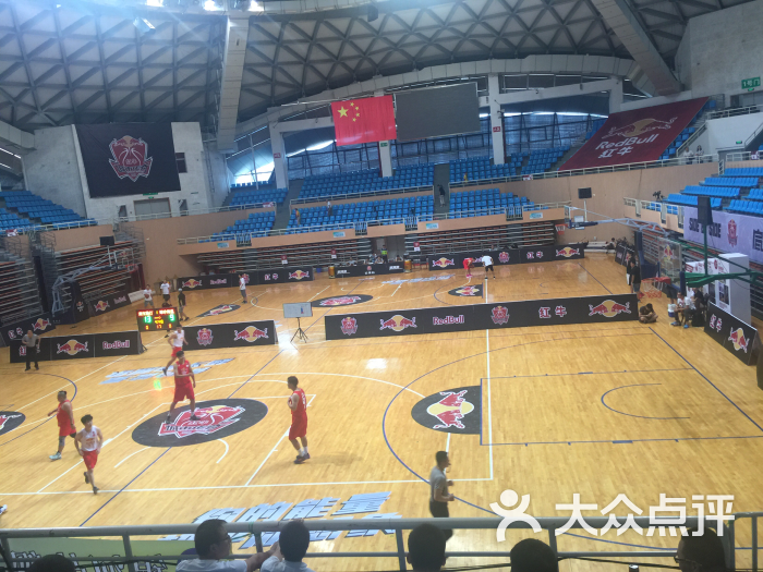 体院篮球馆-图片-武汉运动健身
