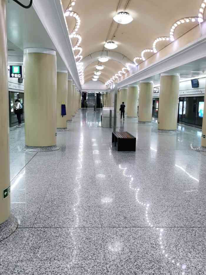 安立路地铁站