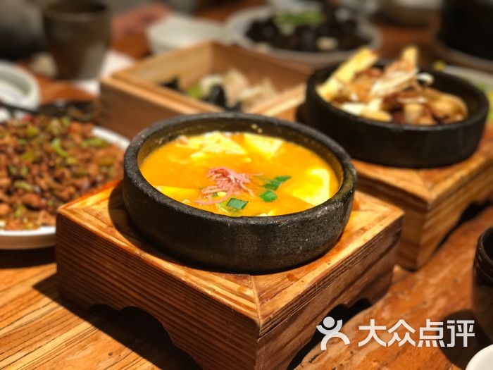 云海肴云南菜(朝阳大悦城店)石锅肉沫包浆豆腐图片 - 第2张