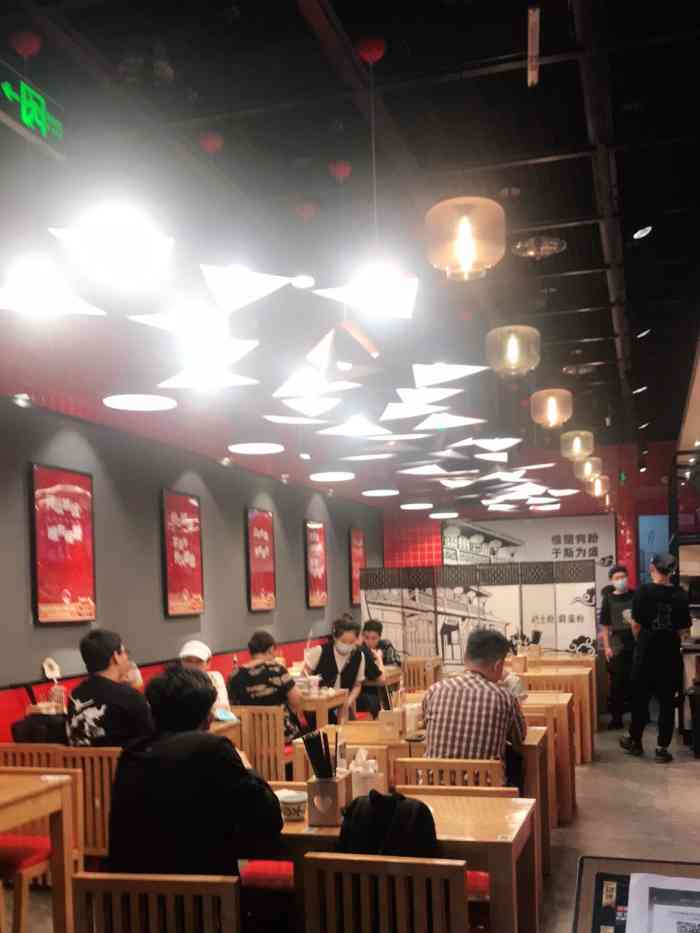 霸蛮湖南米粉(安贞门店"环宇荟负一楼为数不多的食物哈哈小吃超喜.