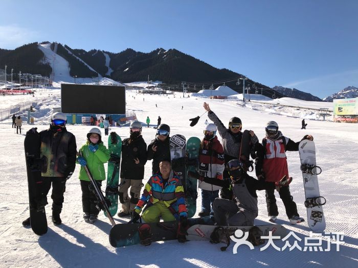 丝绸之路国际滑雪场图片 第6张