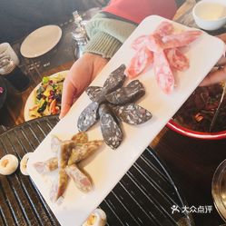 烤肉季人均_烤肉季羊肉串图片(2)