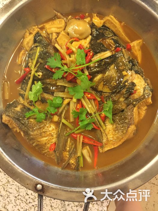 鱼头烧豆腐