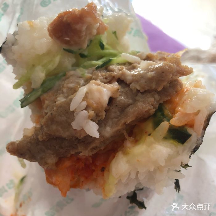 六六饭团(保利香槟店)牛肉饭团图片