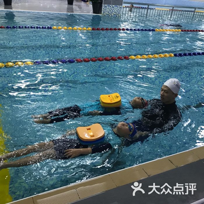 七彩游泳·运动学校图片-北京亲子游泳-大众点评网