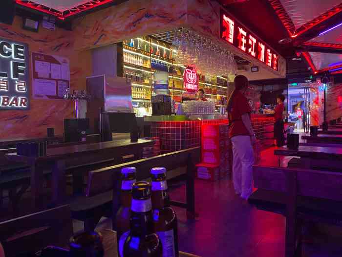 ellen"s艾伦司小酒馆(龙首店)-"感谢大众点评的免费试,在龙首原新开业