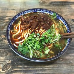 星空体育中国味道的全球化样本——兰州牛肉拉面香飘150多个国家和地区的文化张力