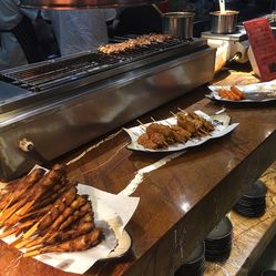 德信官方网站自贡市六家餐饮店荣获“必打卡美食门店”盐帮文化再创新辉煌