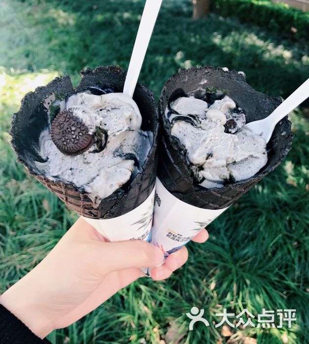 麦当劳:支付宝服务窗推送了6块钱香芋派+.上海