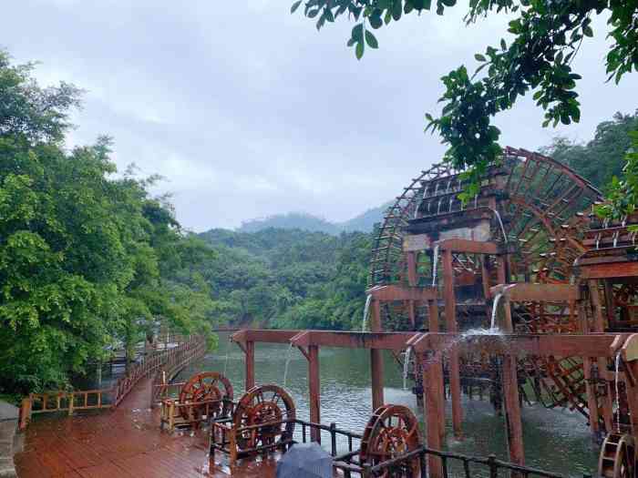 钦州市八寨沟旅游风景区