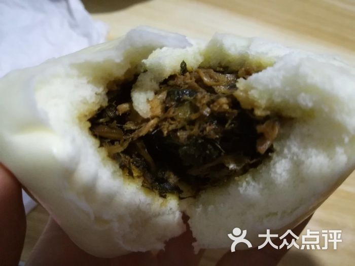 梅菜扣肉包