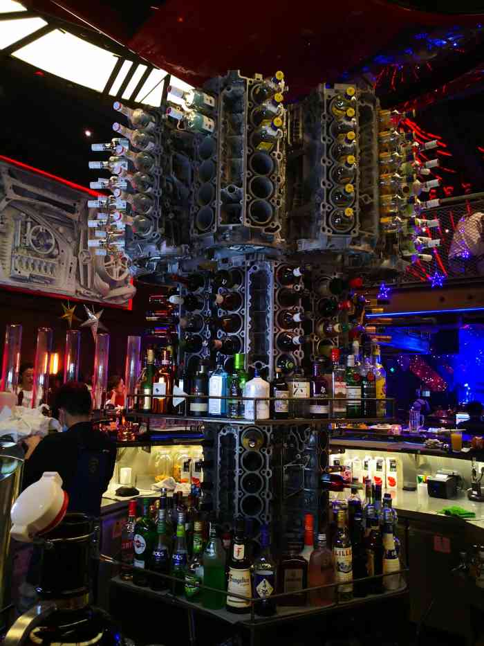 1886汽车餐厅&音乐酒吧(新天地店)