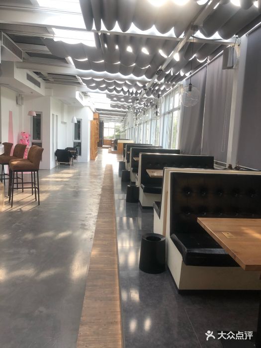 位置公交淮安市人社局下,就在舒畅教育的二.