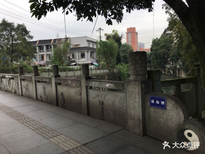 成都送仙桥古玩艺术城图片 第14张