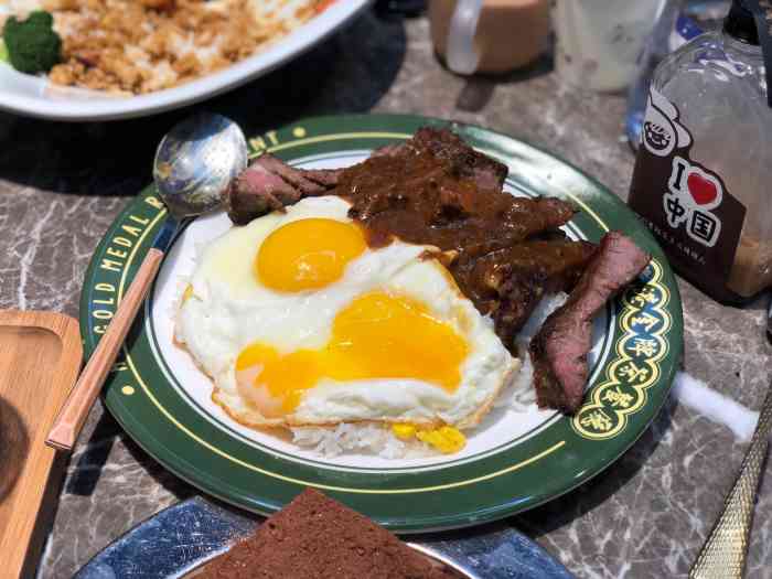 肥韬·香港金牌茶餐厅(华强北店)